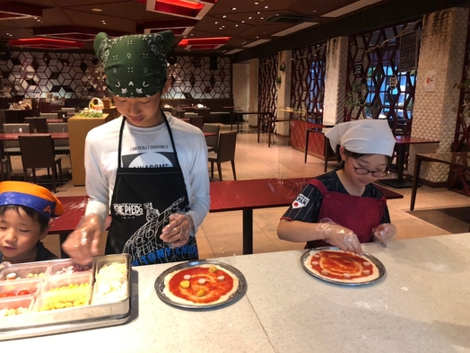 【二食付き】ハンドメイド第２弾！地中海レストラン「ＴＨＥ ＯＮＥ」で作るピザ焼き体験